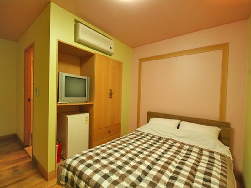 Hostel Lyndon 済州市 エクステリア 写真