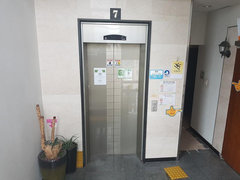 Hostel Lyndon 済州市 エクステリア 写真