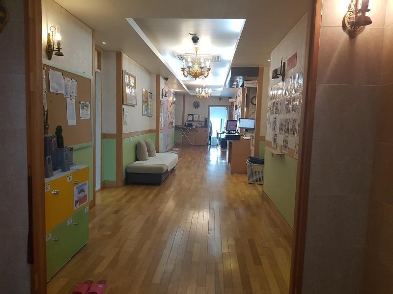 Hostel Lyndon 済州市 エクステリア 写真
